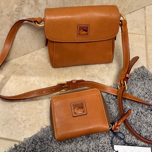 Dooney & Bourke Handbags - Dooney & Bourke Florentine Crossbody Purse Mini Eliza w/Wallet Natural Color